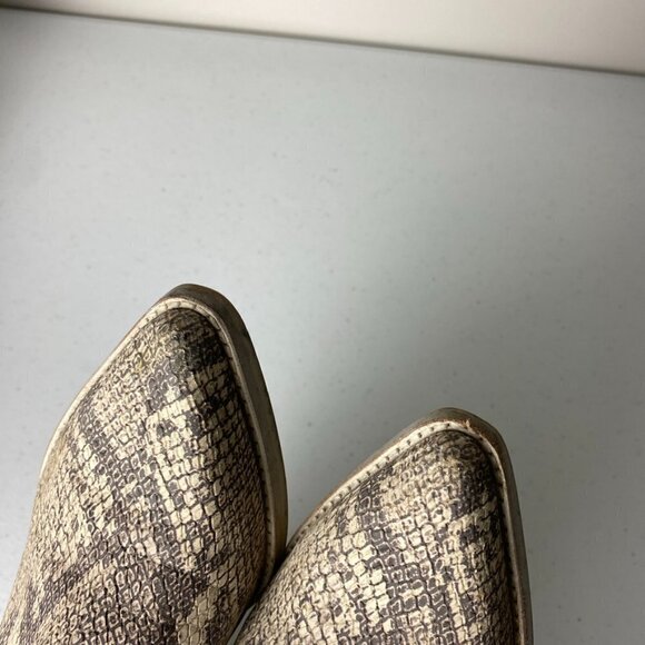 Dolce Vita Shanta Snake Print Sock Bootie Ankle Boots Pointed Toe Python - Picture 10 of 10